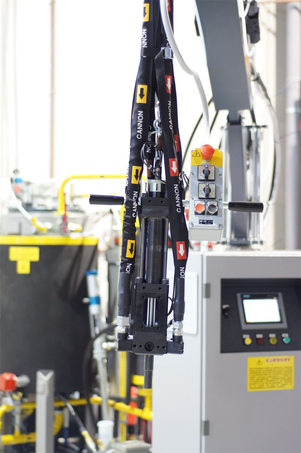 Mixing head of a Cannon A-Compact dosing unit
